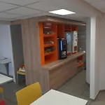 Premiere Classe Ξενοδοχείο *