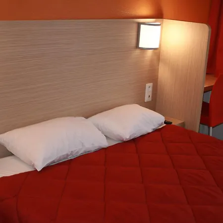 Hotel Premiere Classe *