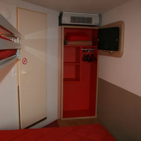 Premiere Classe Отель *