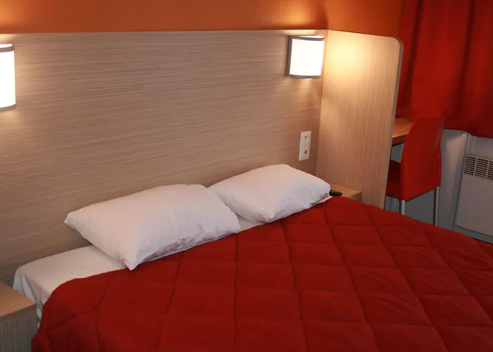 Hotel Premiere Classe *